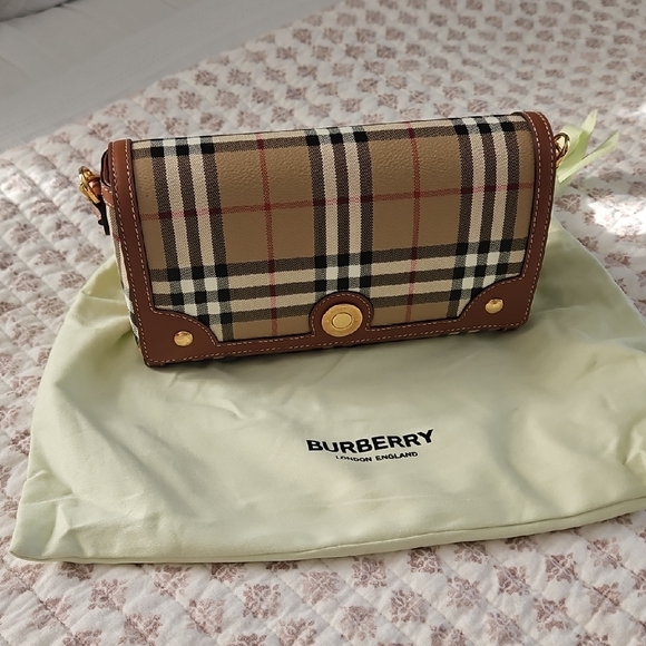 New Burberry Note Crossbody Bag Clutch Check Beige Briar Brown Multi - Picture 3 of 13